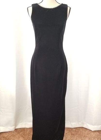 Scott McClintock Dresses & Skirts - Vintage Scott McClintock Vintage Black Velvet Maxi Special Occasion Dress.  6
